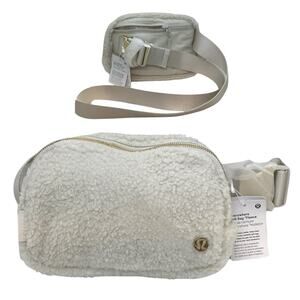 Lululemon Everywhere Belt Bag Bone Ivory GOLD Fleece Sherpa One Size 1L NWT